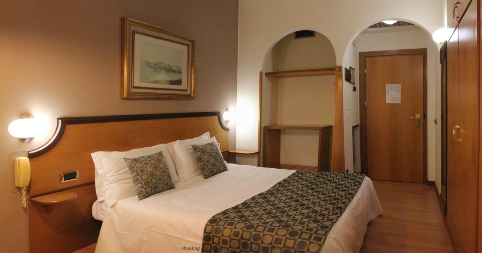 Hotel Tevere Perugia Ponte San Giovanni Esterno foto