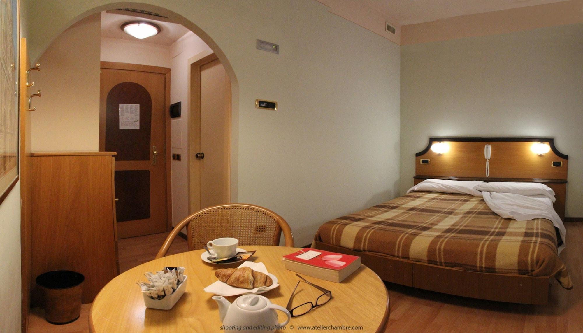 Hotel Tevere Perugia Ponte San Giovanni Esterno foto