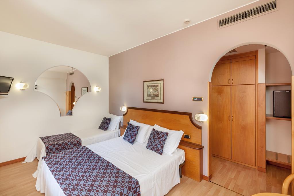 Hotel Tevere Perugia Ponte San Giovanni Esterno foto