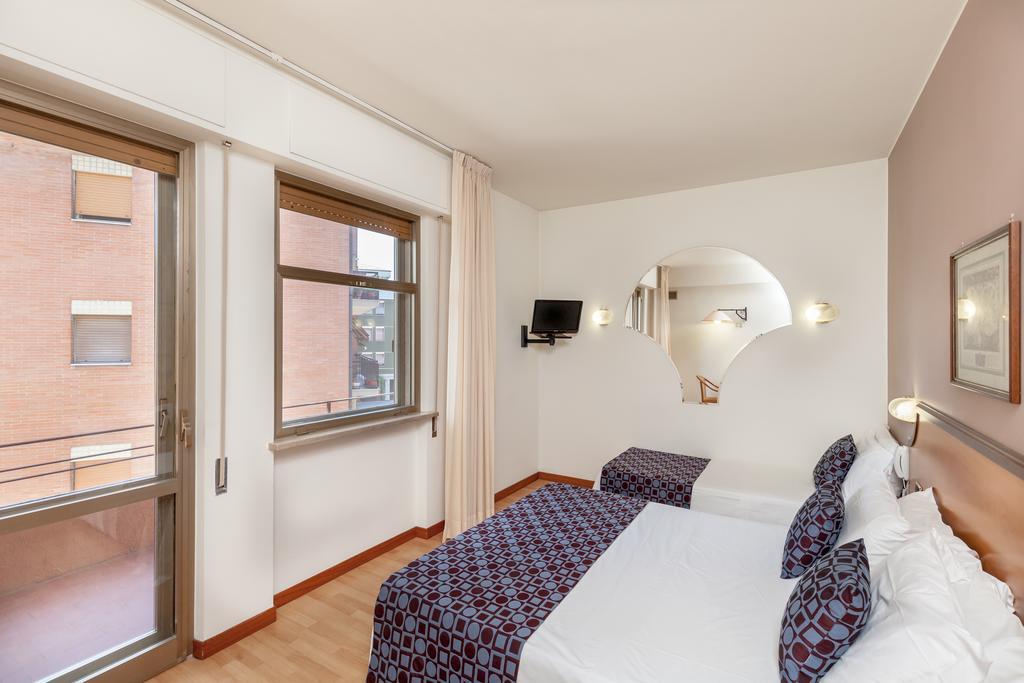 Hotel Tevere Perugia Ponte San Giovanni Esterno foto