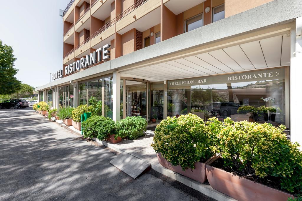 Hotel Tevere Perugia Ponte San Giovanni Esterno foto