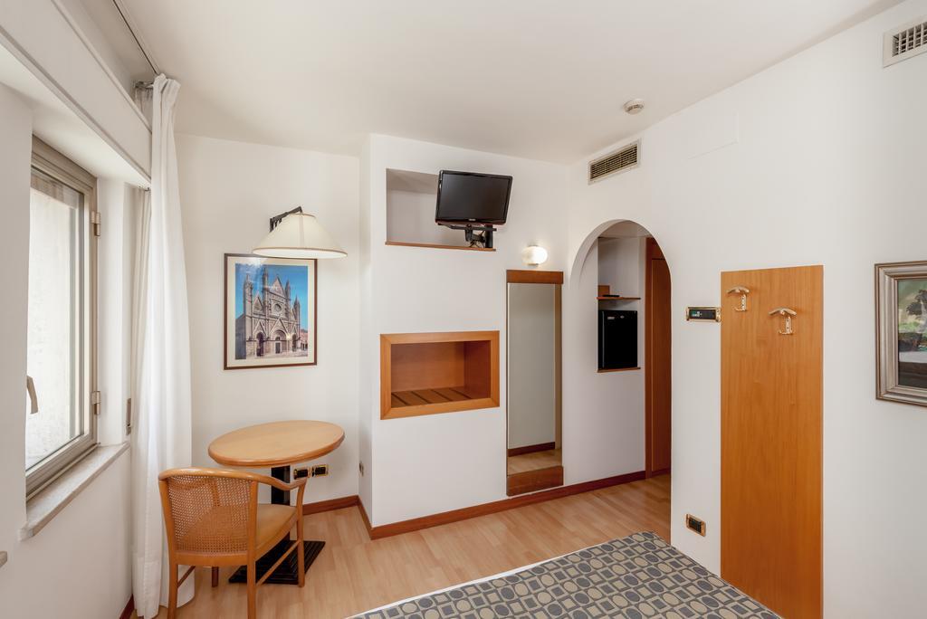 Hotel Tevere Perugia Ponte San Giovanni Esterno foto