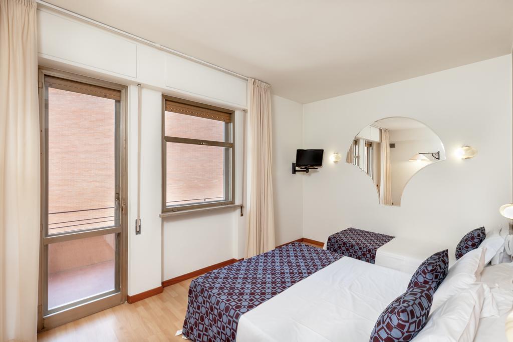Hotel Tevere Perugia Ponte San Giovanni Esterno foto