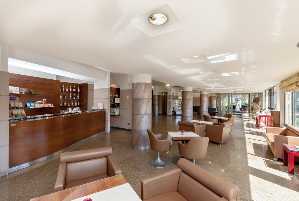 Hotel Tevere Perugia Ponte San Giovanni Esterno foto